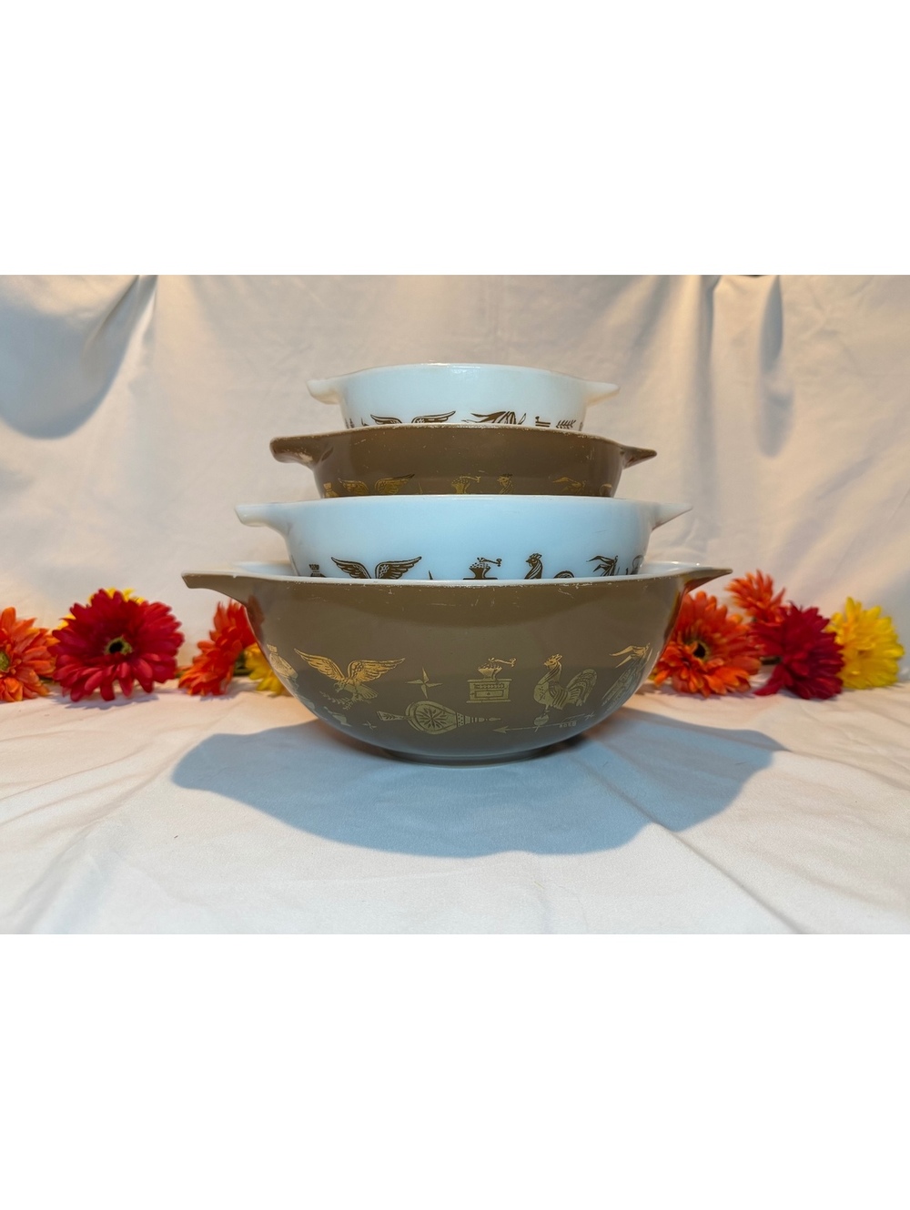 Vintage Pyrex Early American Cinderella Mixing Bowls Set 441 442 443 444